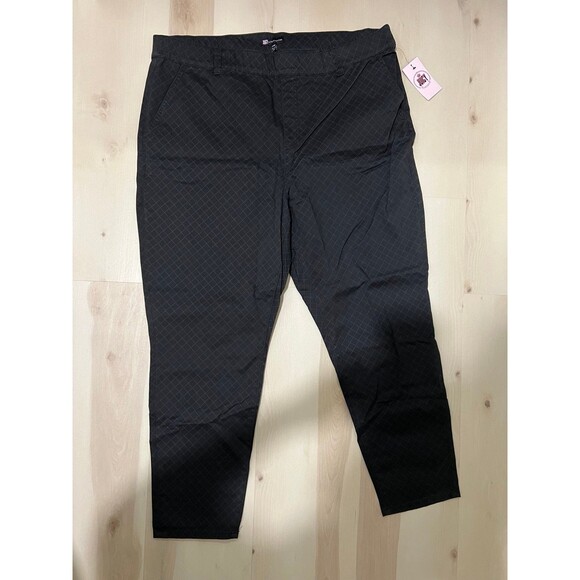 NEW Juicy Couture Plus Size 20W Beverly Skinny Diamond Print Black Pants - Picture 3 of 12